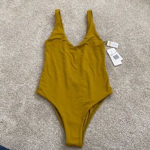 L*Space - Arizona one piece, size 6, NWT & liner